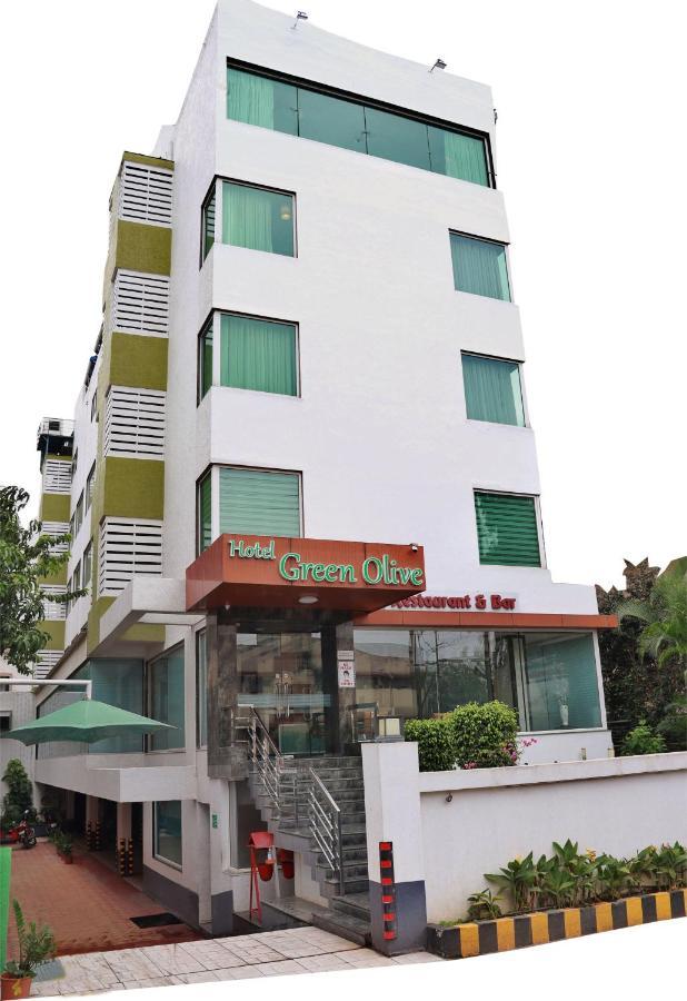 Hotel Green Olive Aurangabad  Bagian luar foto