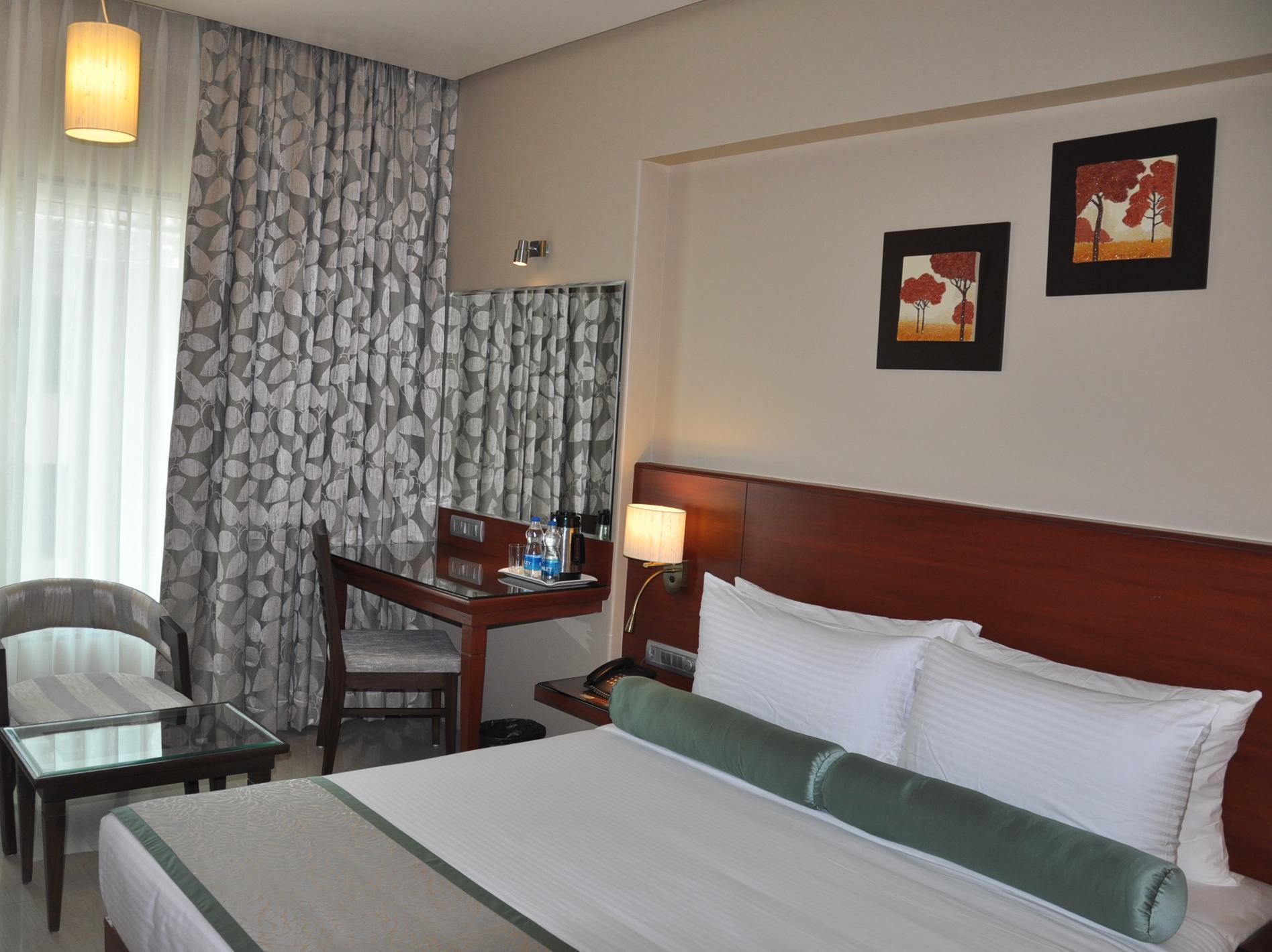 Hotel Green Olive Aurangabad  Bagian luar foto