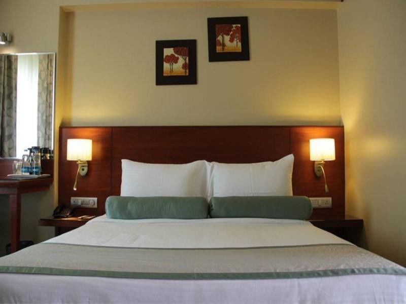 Hotel Green Olive Aurangabad  Bagian luar foto
